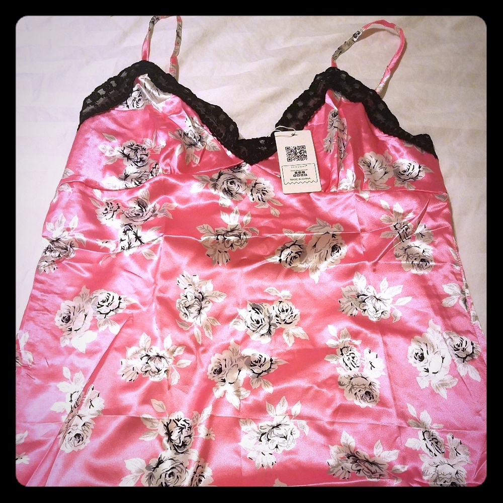 Plus size floral chemise